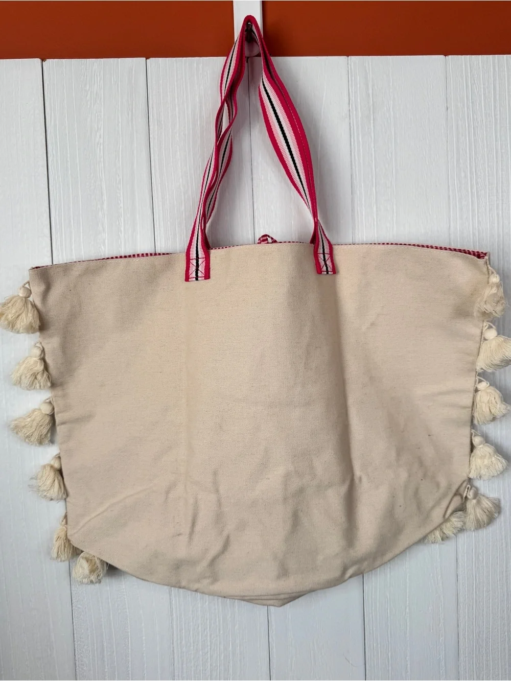 Victoria’s Secret Cream LOVE Graphic Tote Bag – Pink & Red
